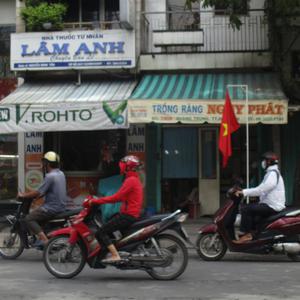 Phòng Trồng Răng Ngụy Phát