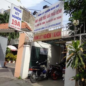 Phòng Xét Nghiệm Y Khoa 19A - BS. Lương Thu Trâm & BS. Nguyễn Văn Thành