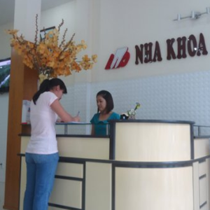 Nha Khoa Á Đông - BS. Trần Vũ Lạc