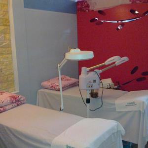Trung tâm chăm sóc trị liệu da Thành Nam
