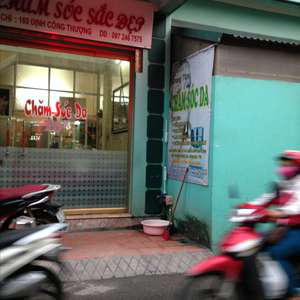 Trung tâm chăm sóc sắc đẹp Khánh Chi