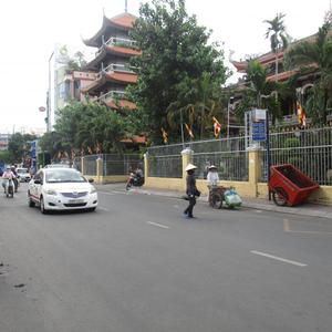 Nha Khoa Hoàng Yến