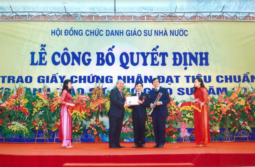 PHÒNG KHÁM TAI MŨI HỌNG - PGS.TS.BS. PHÙNG MINH LƯƠNG