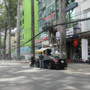 Thẩm mỹ viện Á Đông