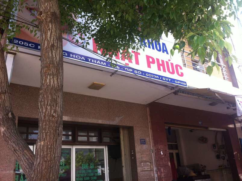 Nha khoa Nhật Phúc