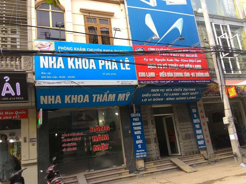Nha khoa Pha Lê