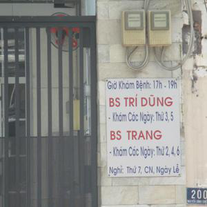 Phòng khám Mắt - BS. Trí Dũng & BS. Trang