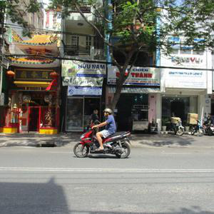 Nha khoa - BS. Ngô Thị Lệ Thủy