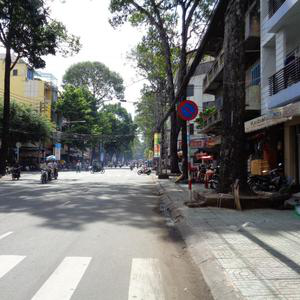 Nha khoa - BS. Bùi Hữu Lâm & BS. Vũ Thị Ngọc Hương