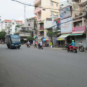 Nha Khoa Á Đông - BS. Trần Vũ Lạc