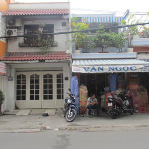 Phòng khám Nội tổng hợp & Nhi khoa - BS. Nguyễn Thanh Thúy & PGS.TS.BS. Lê Tấn Sơn