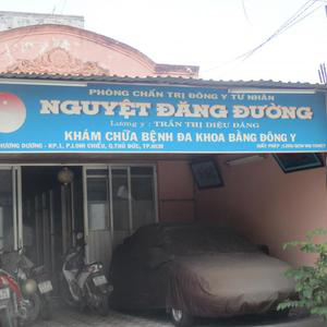 Phòng Chẩn Trị Đông Y Nguyệt Đăng Đường