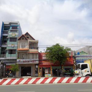 Nha Khoa Sài Gòn - BS. Xuân Quang
